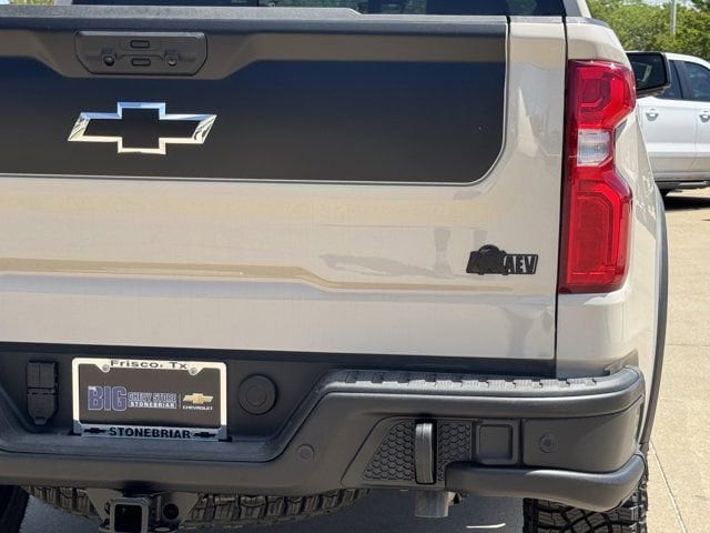 2026 Chevrolet Silverado 1500 ZR2 - Photo 7