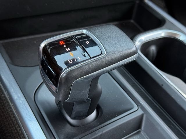 2022 Chevrolet Silverado 1500 LT - Photo 22