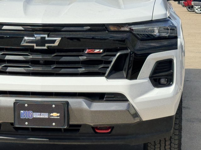 2026 Chevrolet Colorado Z71 - Photo 9
