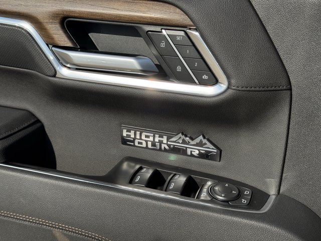 2026 Chevrolet Silverado 1500 High Country - Photo 19