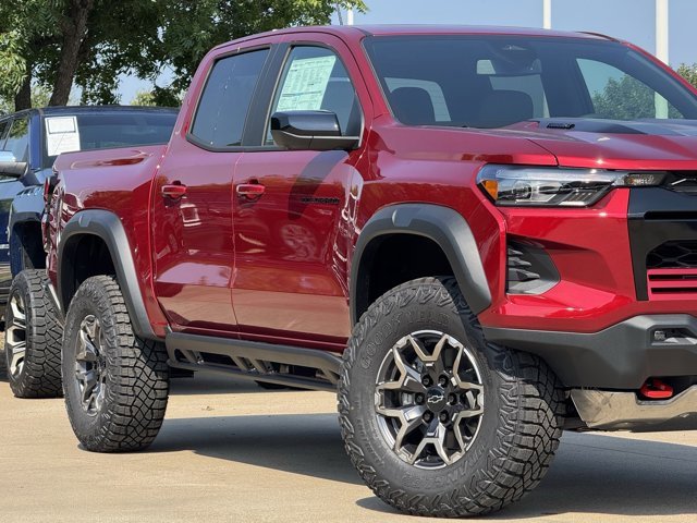2026 Chevrolet Colorado ZR2 photo 3
