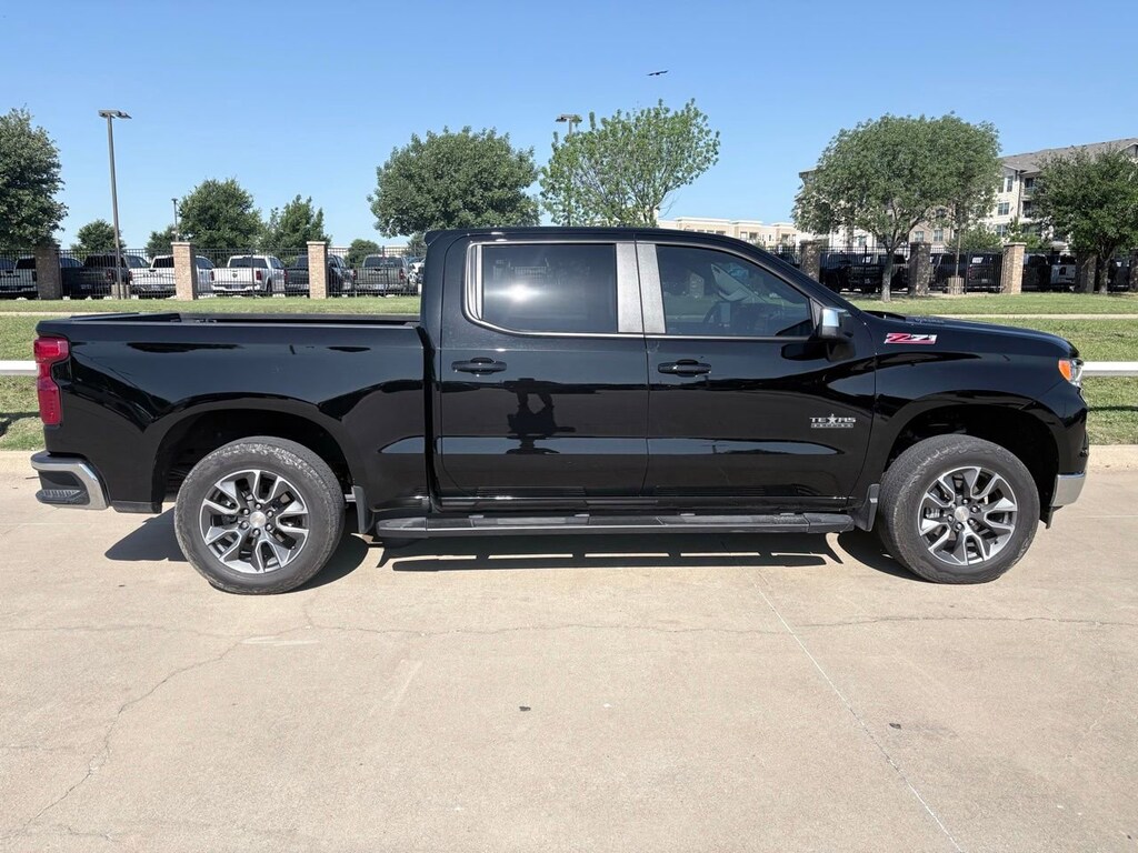 Used 2025 Chevrolet Silverado 1500 LT Truck Crew Cab