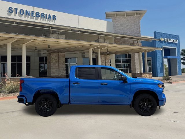 2026 Chevrolet Silverado 1500 Custom photo 4