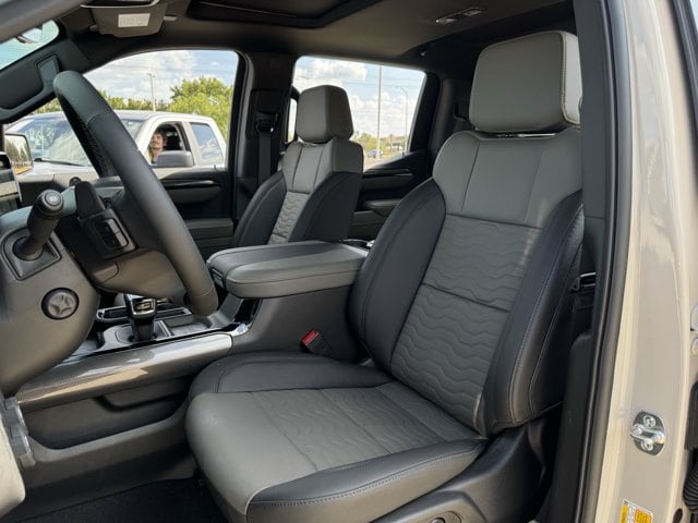 2026 Chevrolet Silverado 1500 ZR2 - Photo 21