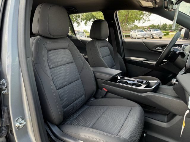 2027 Chevrolet Equinox LT - Photo 25