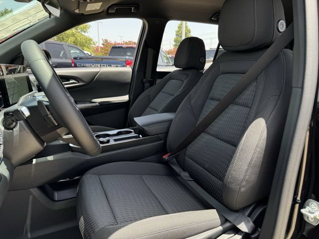 2027 Chevrolet Equinox LT - Photo 21