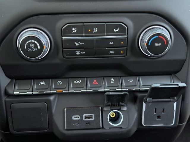 2026 Chevrolet Silverado 1500 Custom - Photo 16