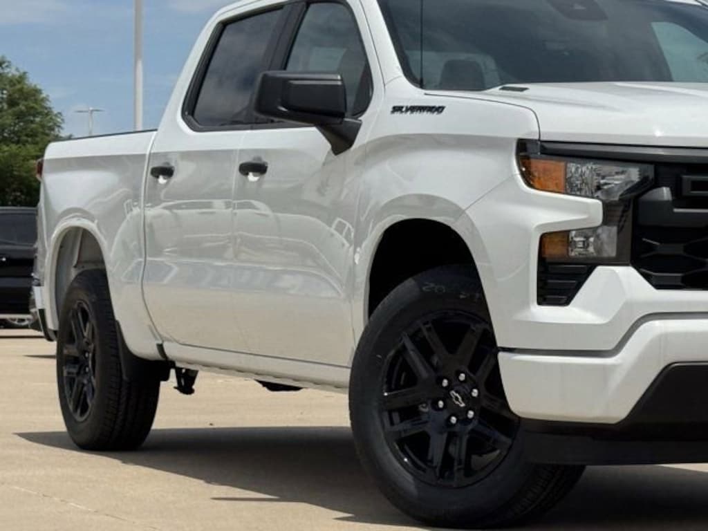 New 2026 Chevrolet Silverado 1500 Custom Truck Crew Cab
