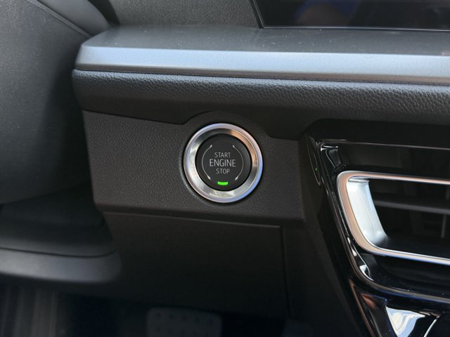 2027 Chevrolet Traverse LT - Photo 20