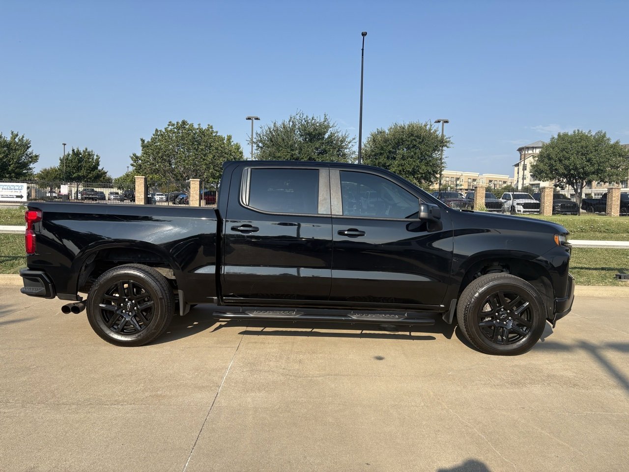 2019 Chevrolet Silverado 1500 RST photo 3