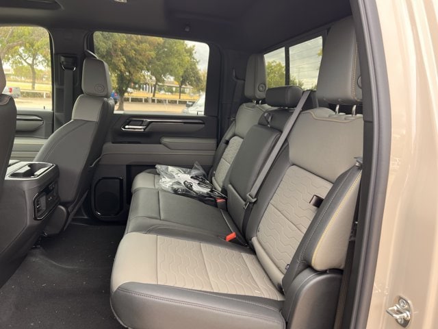 2026 Chevrolet Silverado 2500 HD ZR2 - Photo 29