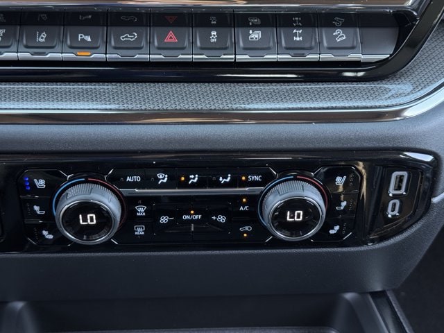 2026 Chevrolet Silverado 2500 HD ZR2 - Photo 16
