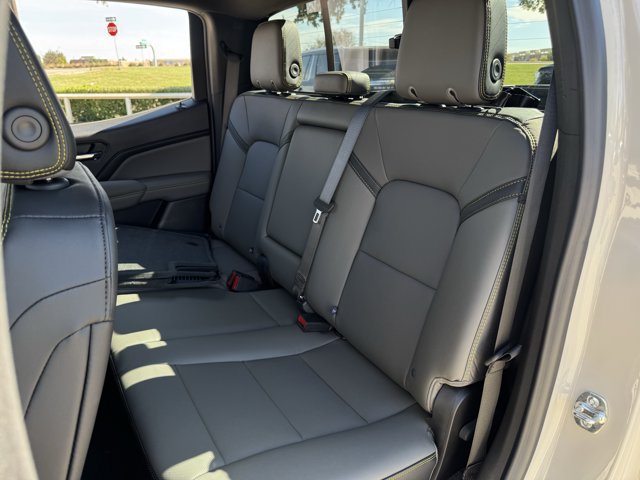 2026 Chevrolet Colorado ZR2 - Photo 20