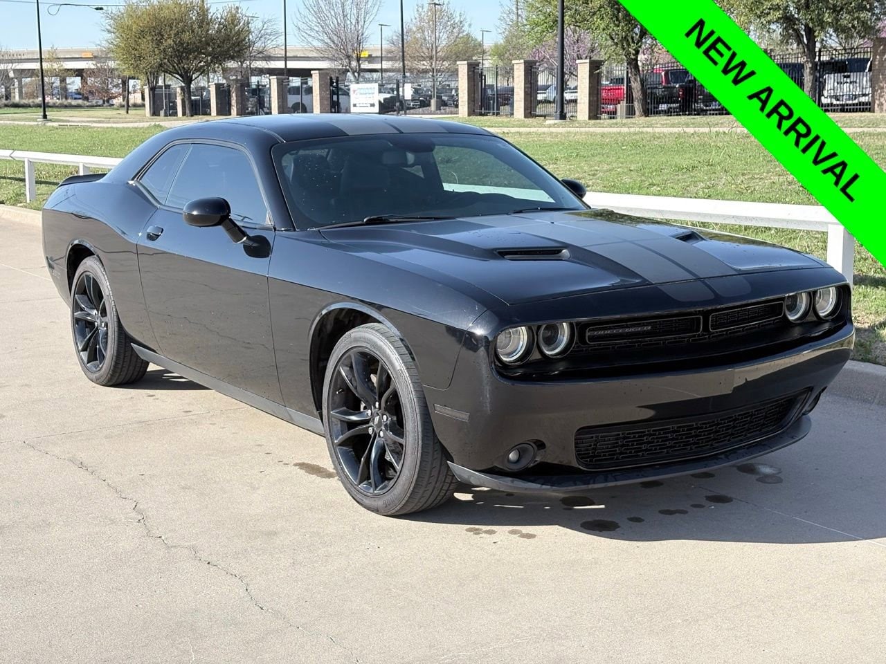 2017 Dodge Challenger SXT Plus