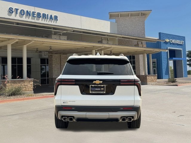 2027 Chevrolet Traverse LT - Photo 6