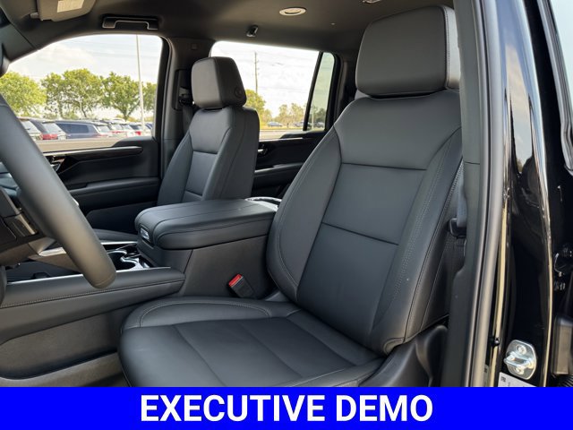 2026 Chevrolet Suburban LT - Photo 19