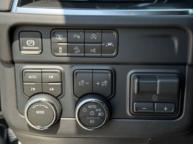 2026 Chevrolet Tahoe RST - Photo 18