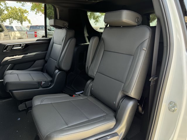 2026 Chevrolet Suburban Z71 - Photo 20