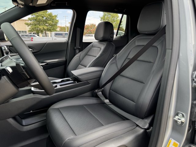 2027 Chevrolet Equinox LT - Photo 22