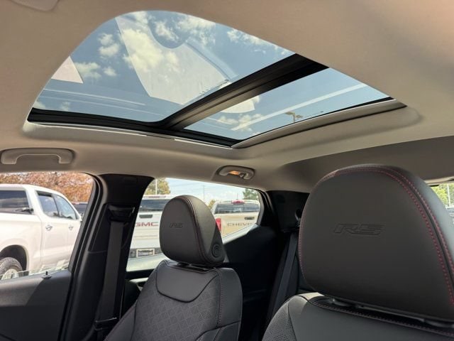 2027 Chevrolet Bolt RS - Photo 23