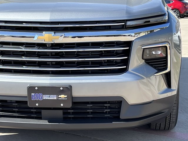 2027 Chevrolet Traverse LT - Photo 7