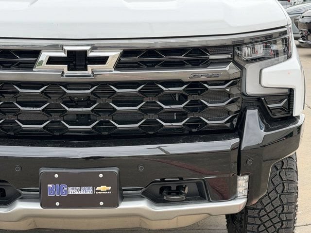 2026 Chevrolet Silverado 1500 ZR2 - Photo 9