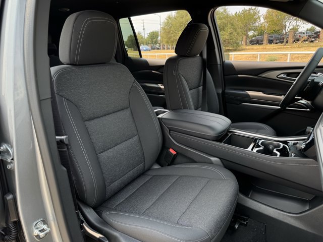 2027 Chevrolet Traverse LT - Photo 24