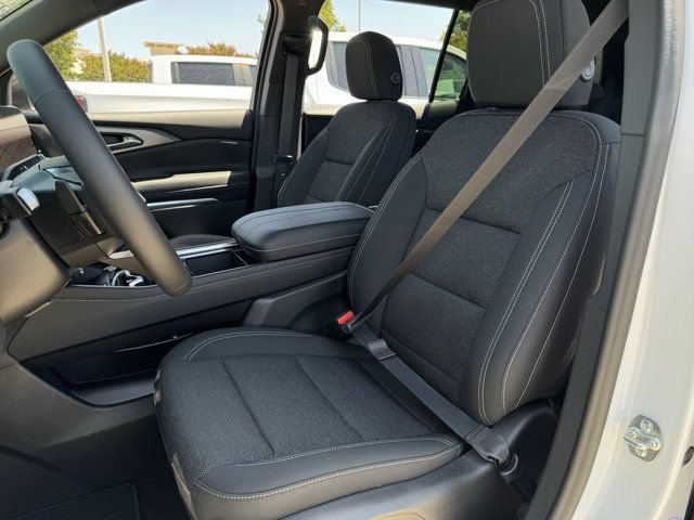2026 Chevrolet Traverse LT - Photo 20