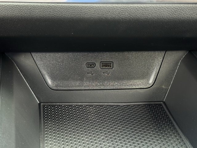 2027 Chevrolet Equinox LT - Photo 16