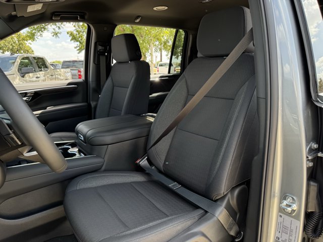 2026 Chevrolet Suburban LS - Photo 20