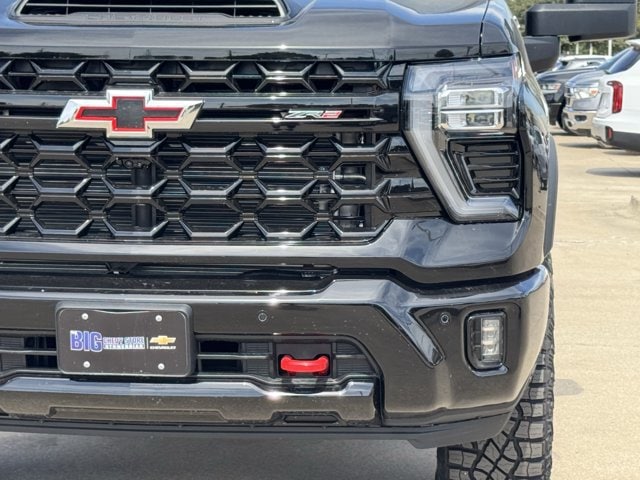 2026 Chevrolet Silverado 2500 HD ZR2 - Photo 9
