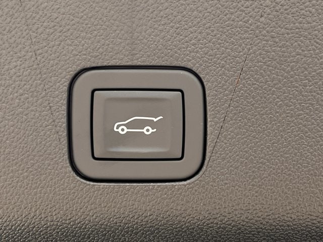 2026 Chevrolet Suburban Premier - Photo 28