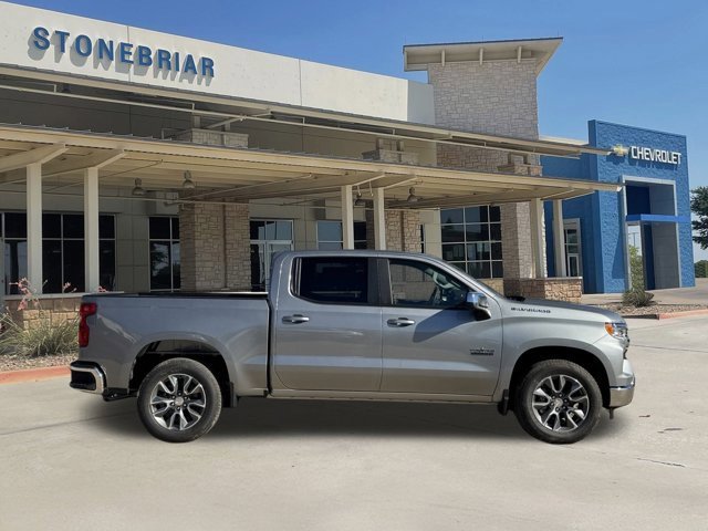 2026 Chevrolet Silverado 1500 LT photo 4