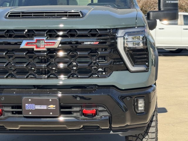 2026 Chevrolet Silverado 2500 HD ZR2 - Photo 9