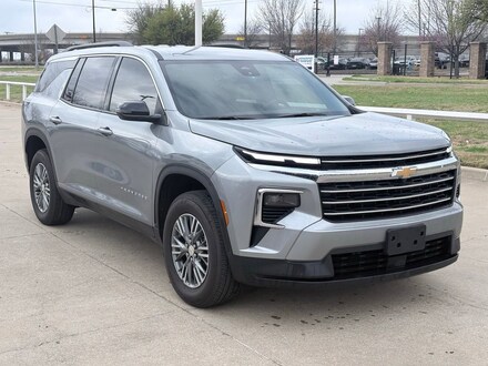 2025 Chevrolet Traverse LT SUV