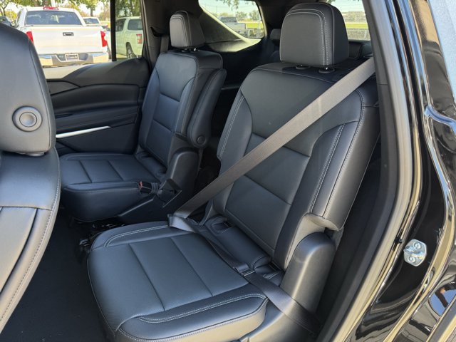 2027 Chevrolet Traverse LT - Photo 21