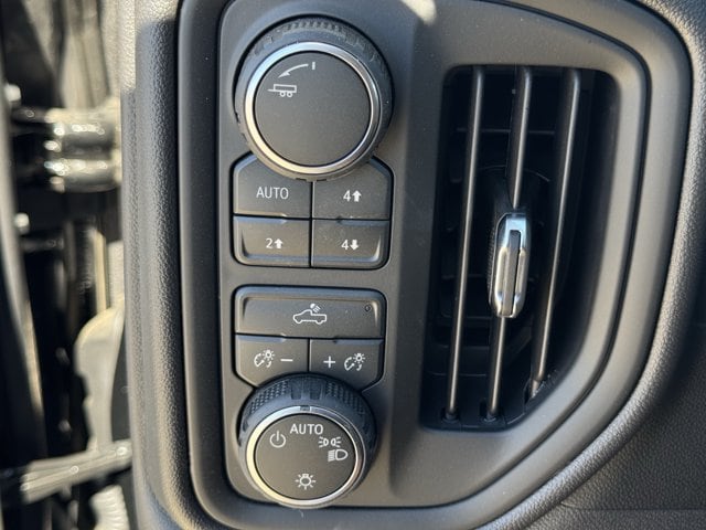 2026 Chevrolet Silverado 1500 Custom Trail Boss - Photo 19