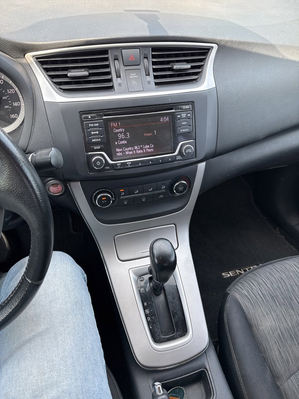 Used 2015 Nissan Sentra SV with VIN 3N1AB7AP8FL674267 for sale in Frisco, TX