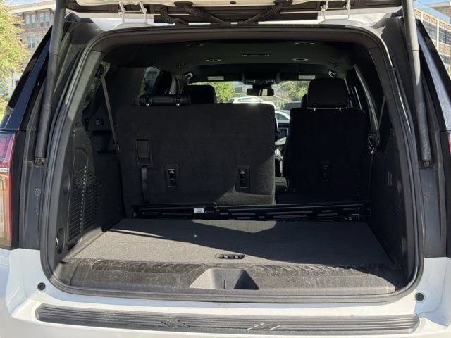 2024 Chevrolet Suburban LT - Photo 34