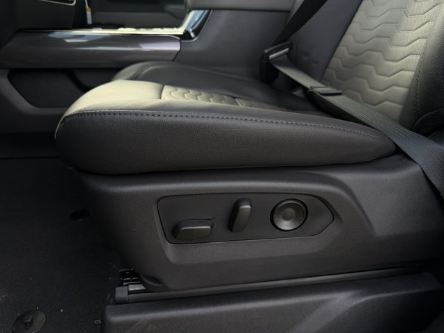 2026 Chevrolet Silverado 2500 HD ZR2 - Photo 24