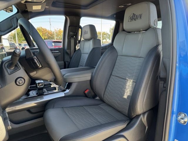 2026 Chevrolet Silverado 1500 ZR2 - Photo 20