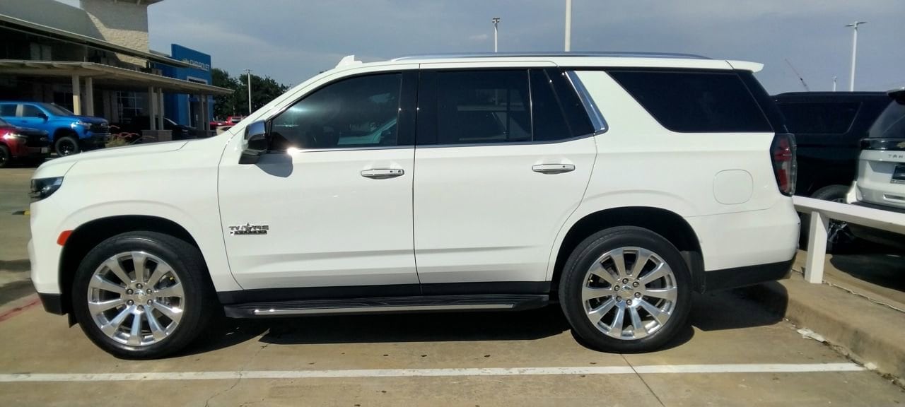 2022 Chevrolet Tahoe 2WD Premier's photo