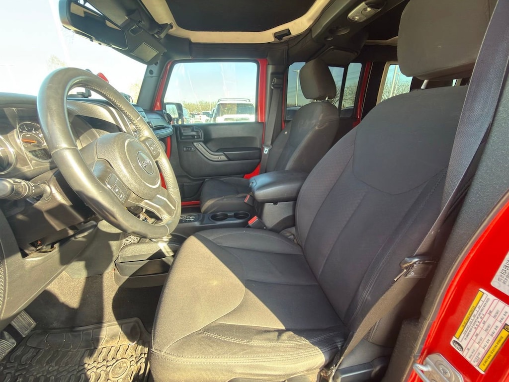 Used 2016 Jeep Wrangler Unlimited Sport SUV