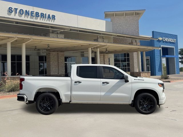 2026 Chevrolet Silverado 1500 Custom photo 4