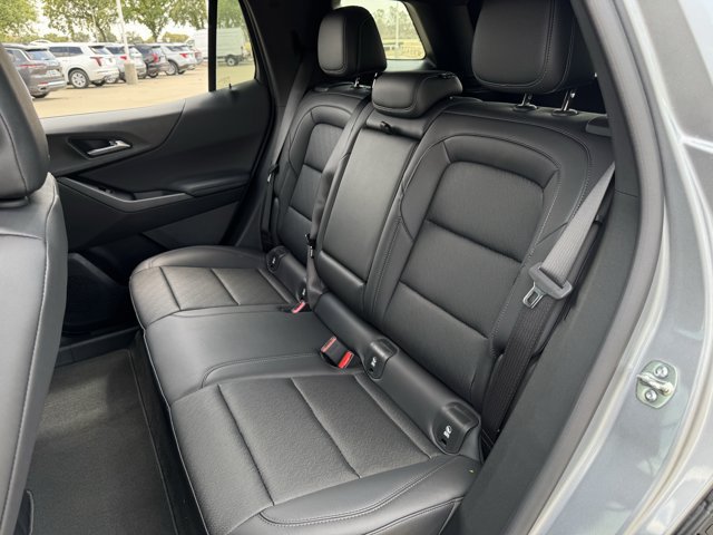 2027 Chevrolet Equinox LT - Photo 22
