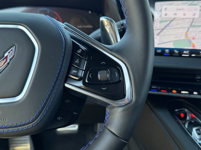 2027 Chevrolet Corvette Stingray 2LT - Photo 18