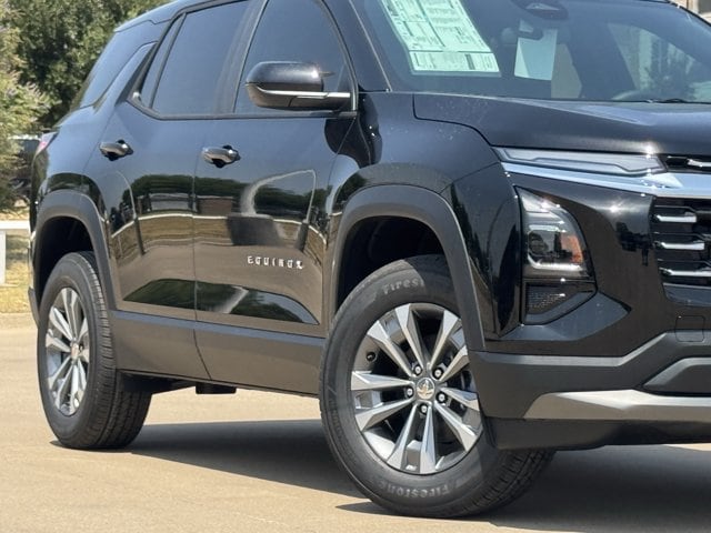 2027 Chevrolet Equinox LT - Photo 3
