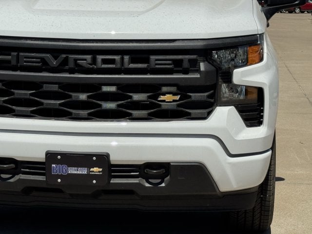 2026 Chevrolet Silverado 1500 Custom - Photo 9