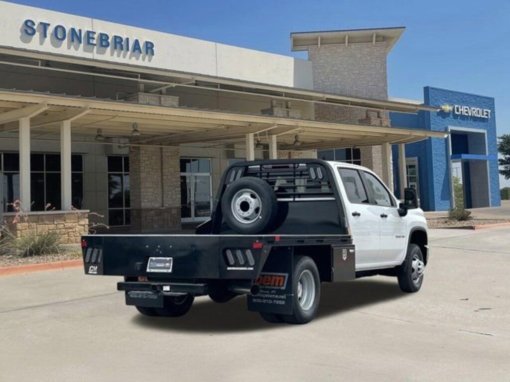 New 2026 Chevrolet Silverado 3500 HD Chassis Cab Work Truck Truck Crew Cab