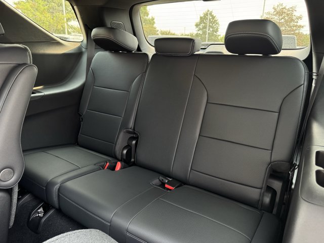 2027 Chevrolet Traverse LT - Photo 23